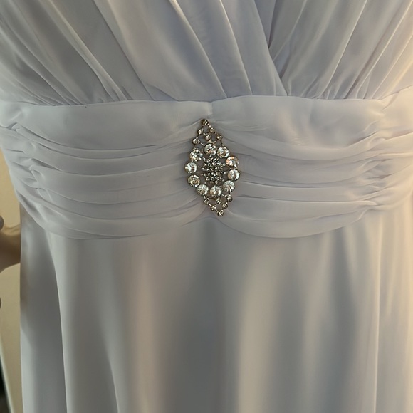 NWT White Chiffon Dress Cocktail XL. Vneck - Picture 3 of 7